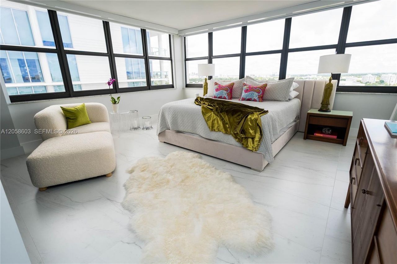 936 Intracoastal Drive, Unit 19H, Fort Lauderdale, FL 33304 Photo