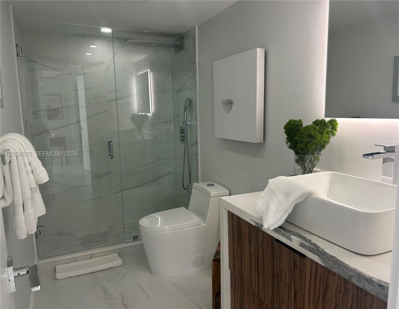 936 Intracoastal Drive, Unit 19H, Fort Lauderdale, FL 33304 Photo