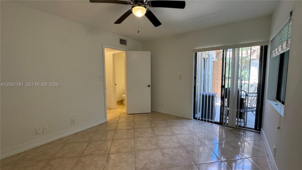 175 Wimbledon Lake Dr, Plantation, FL 33324 Photo