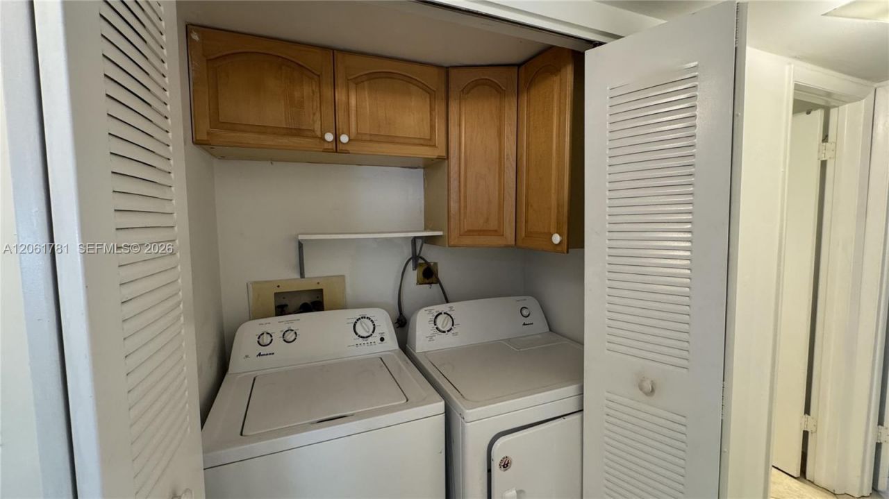 175 Wimbledon Lake Dr, Plantation, FL 33324 Photo