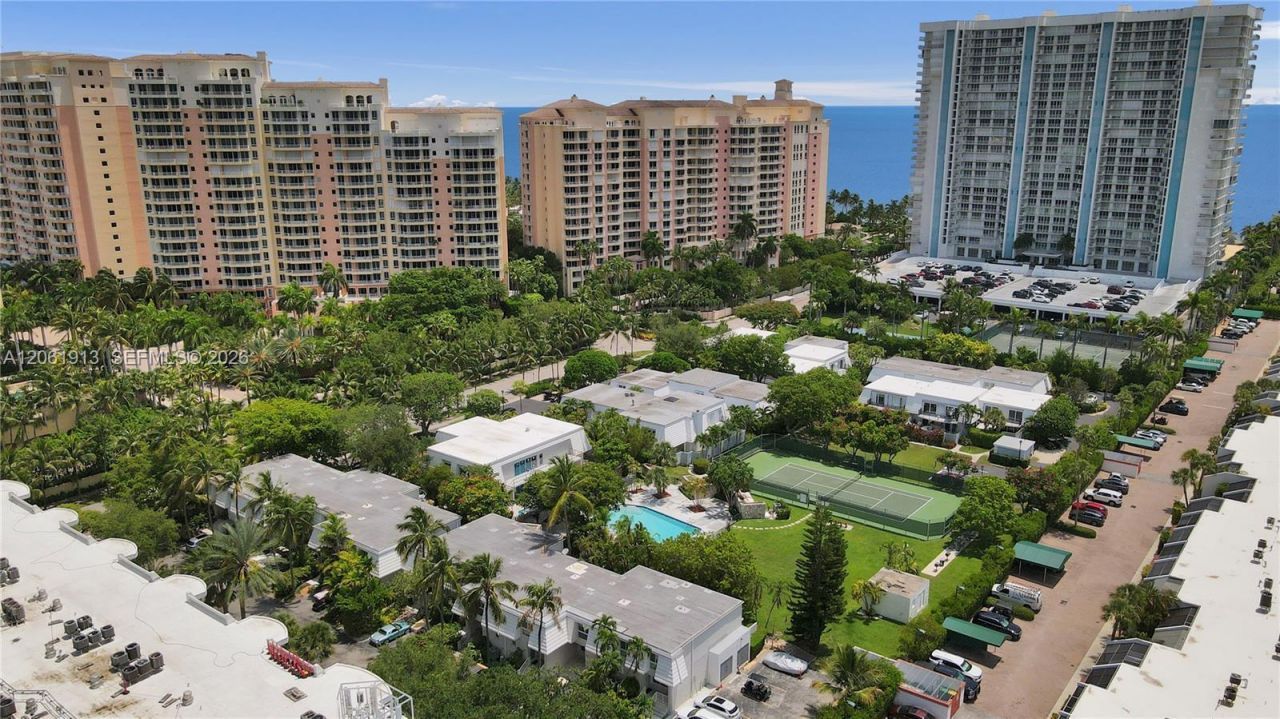 224 Sea View Dr, Unit 104, Key Biscayne, FL 33149 Photo