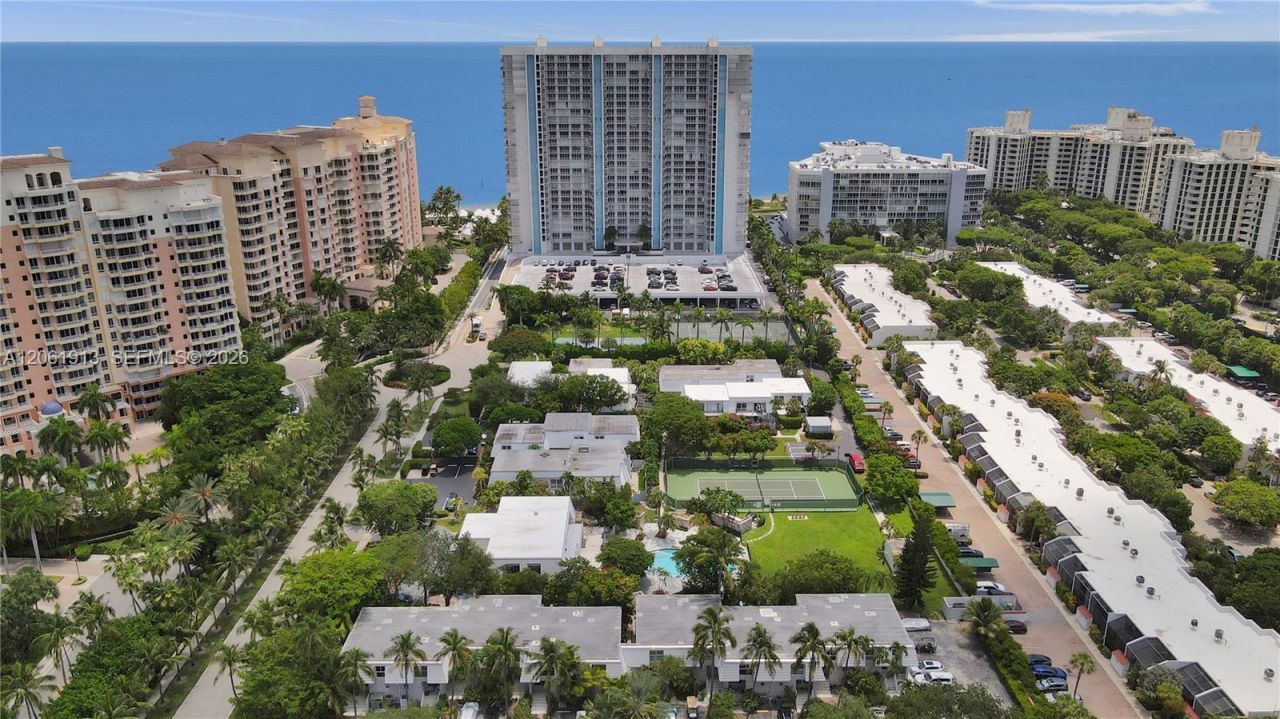 224 Sea View Dr, Unit 104, Key Biscayne, FL 33149 Photo