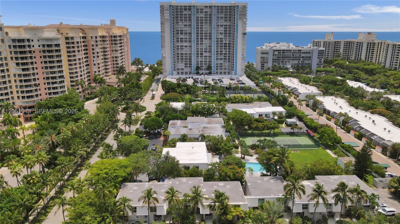 224 Sea View Dr, Unit 104, Key Biscayne, FL 33149 Photo