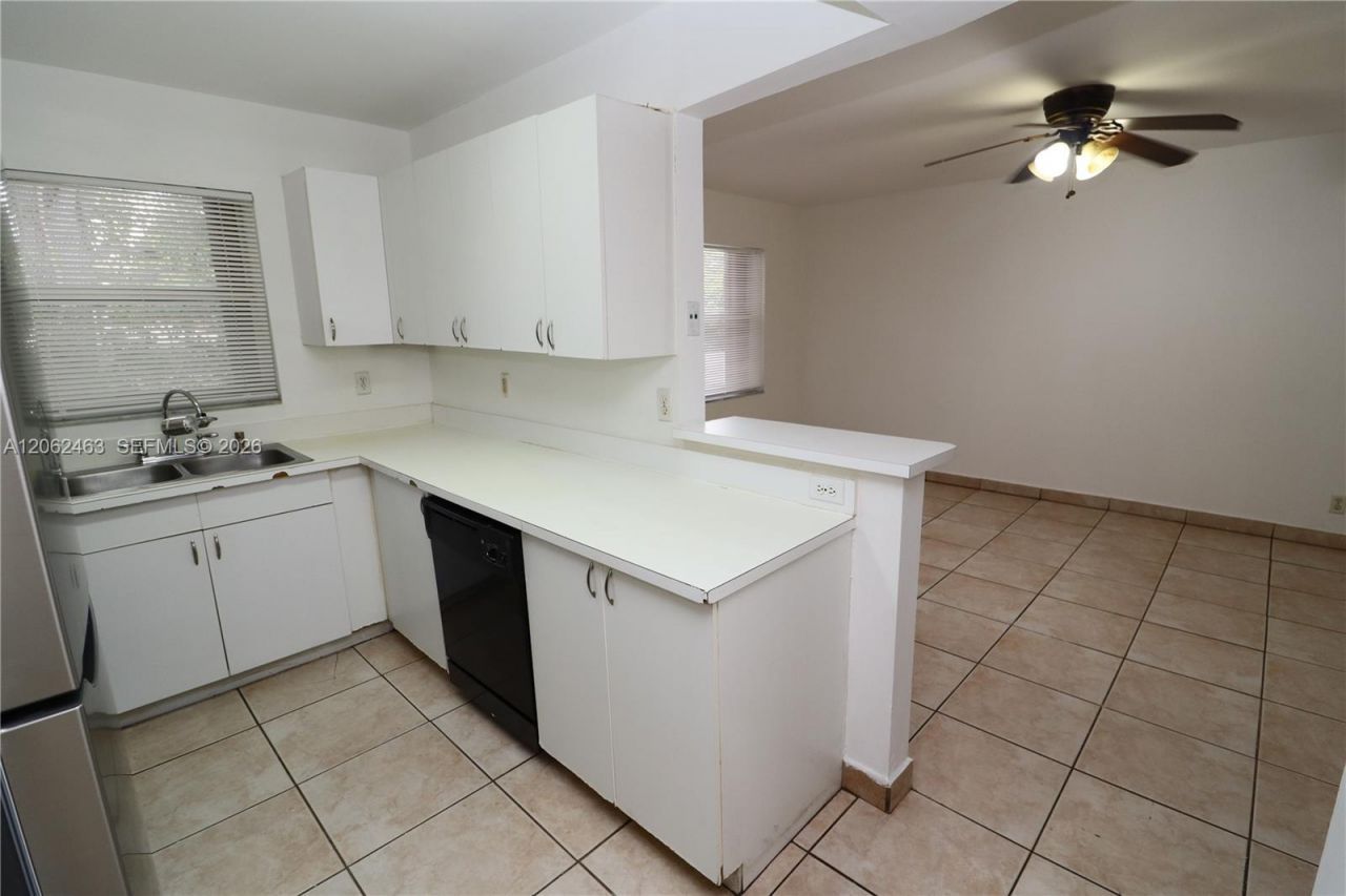 1901 Fillmore St, Unit 204, Hollywood, FL 33020 Photo
