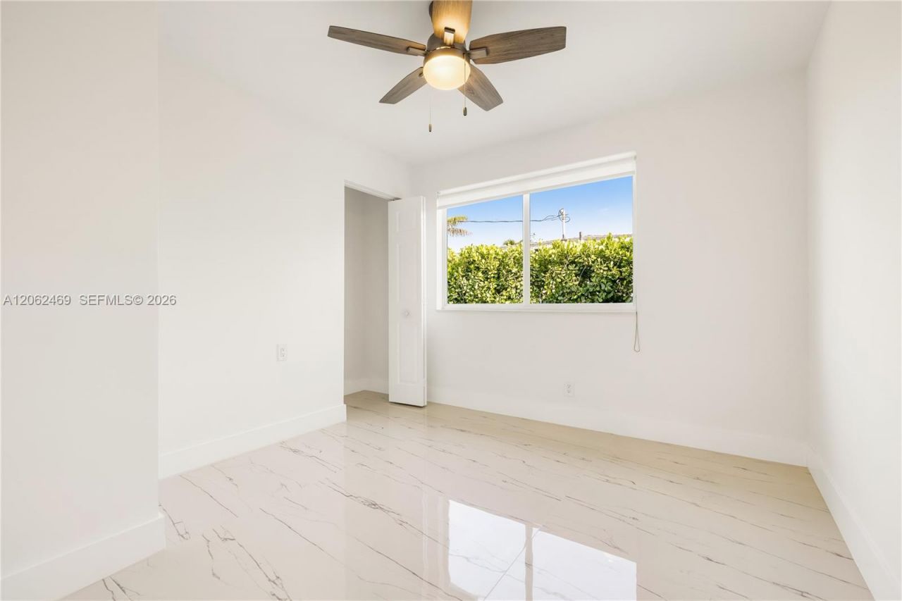 2111 N 14th Ct , Hollywood, FL 33020 Photo