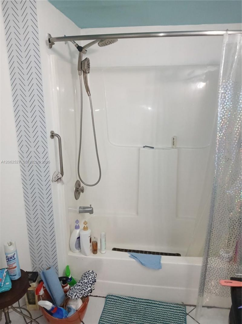 9403 Fontainebleau Blvd, Unit 110, Miami, FL 33172 Photo