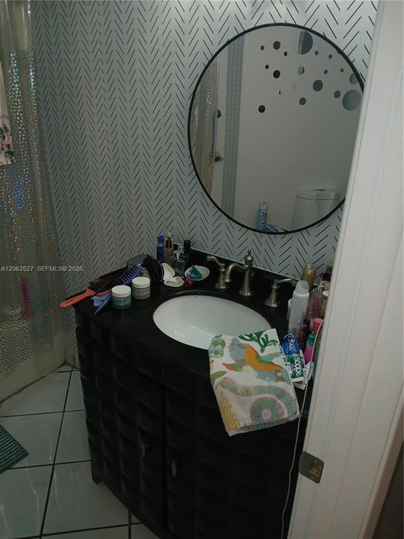 9403 Fontainebleau Blvd, Unit 110, Miami, FL 33172 Photo