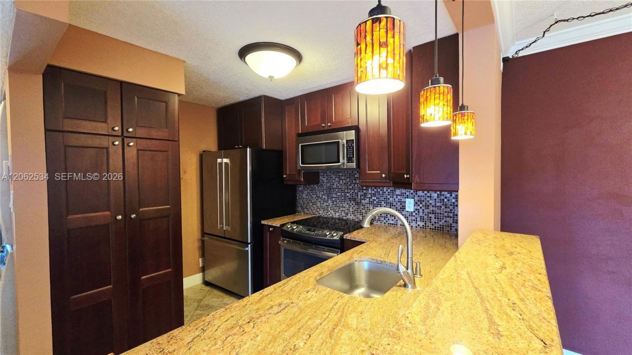 202 Foxtail Dr , Unit G2, Greenacres, FL 33415 Photo