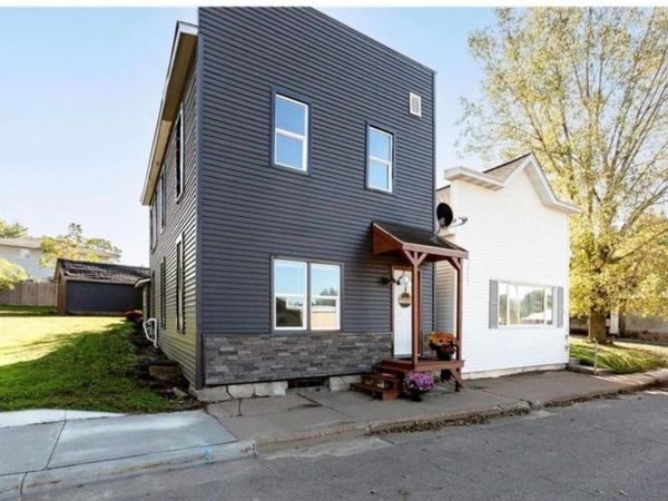 325 1st Street, Glenwood City, WI 54013