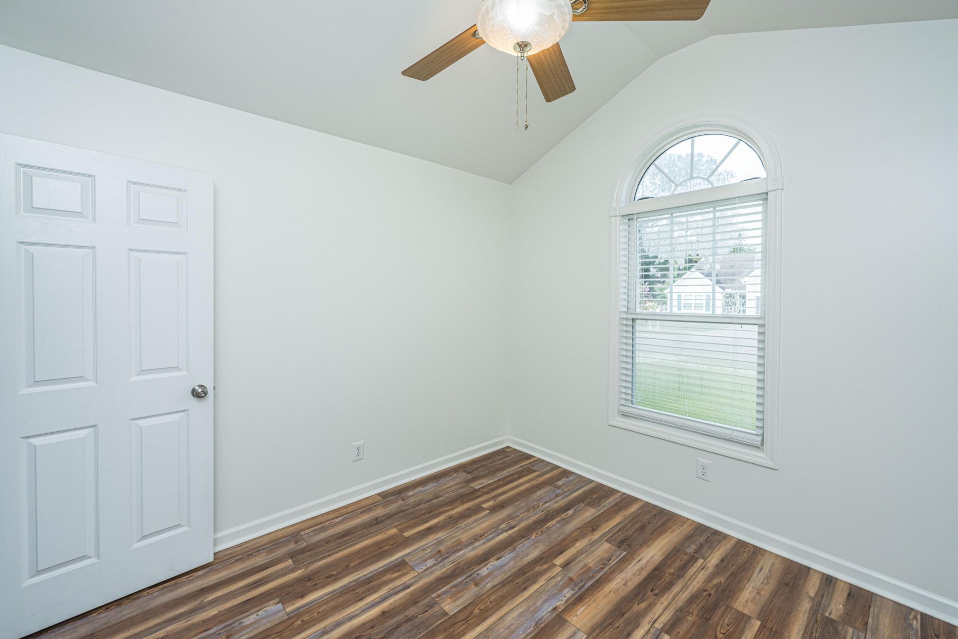 106 Irish Oak Drive Photo 27