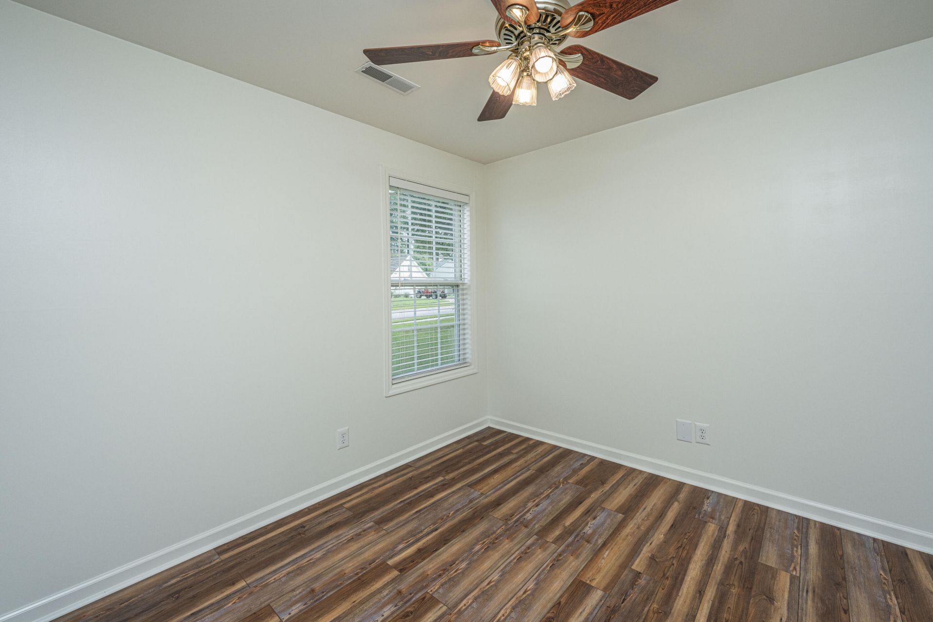 106 Irish Oak Drive Photo 31