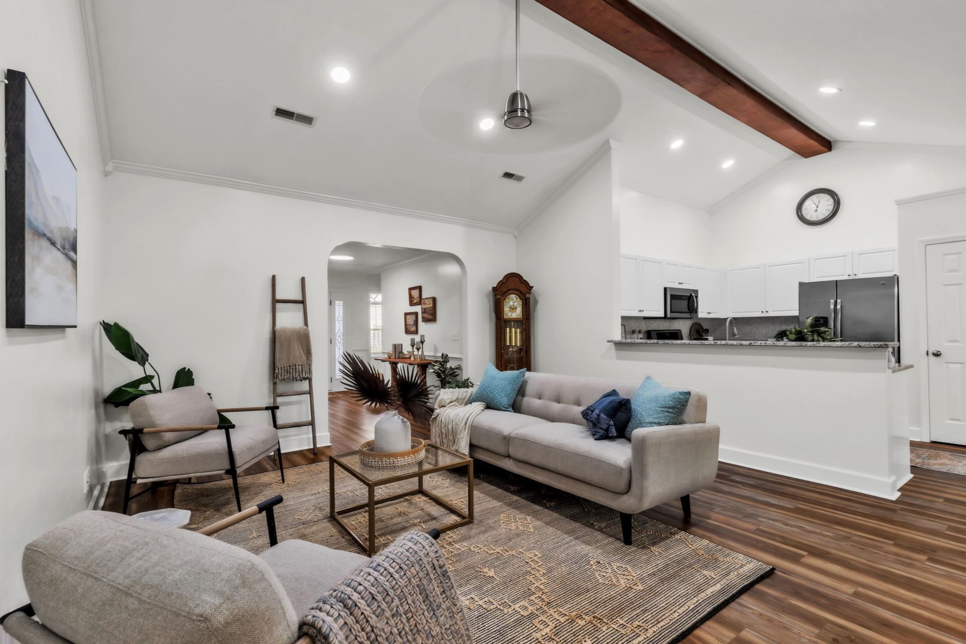 106 Irish Oak Drive Photo 6