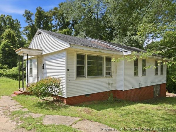 319 Stuart Avenue, Fayetteville, NC 28301