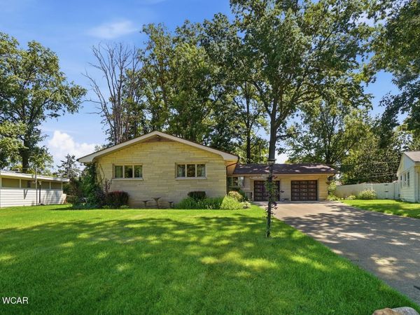 215 S Dale Drive, Lima, OH 45805