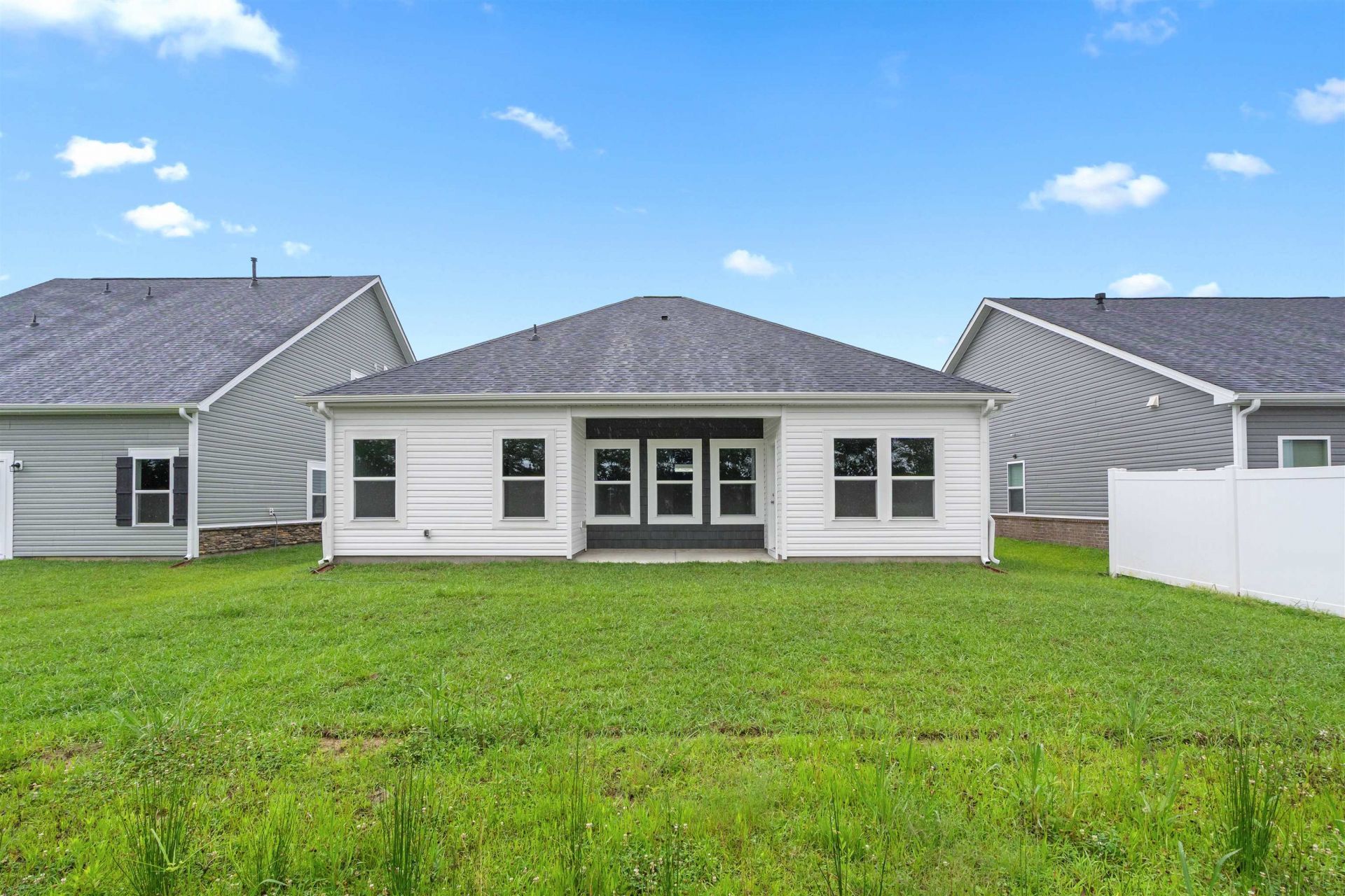 2400 Campton Loop  Photo 16