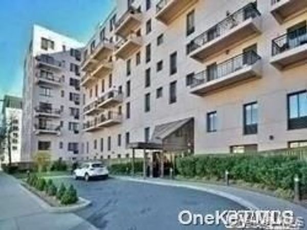 100 W Broadway, Unit 3C, Long Beach, NY 11561