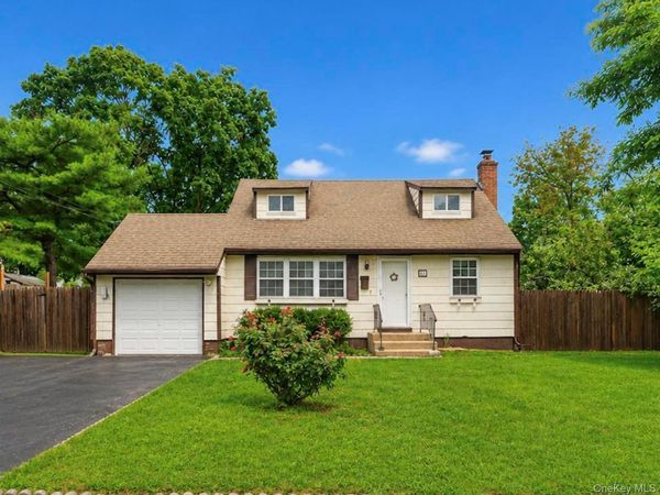 491 Smith Street , Central Islip, NY 11722
