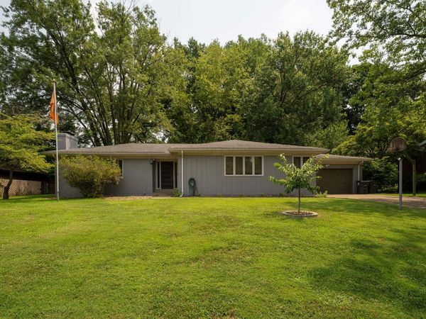 200 Royal Avenue, Evansville, IN 47715