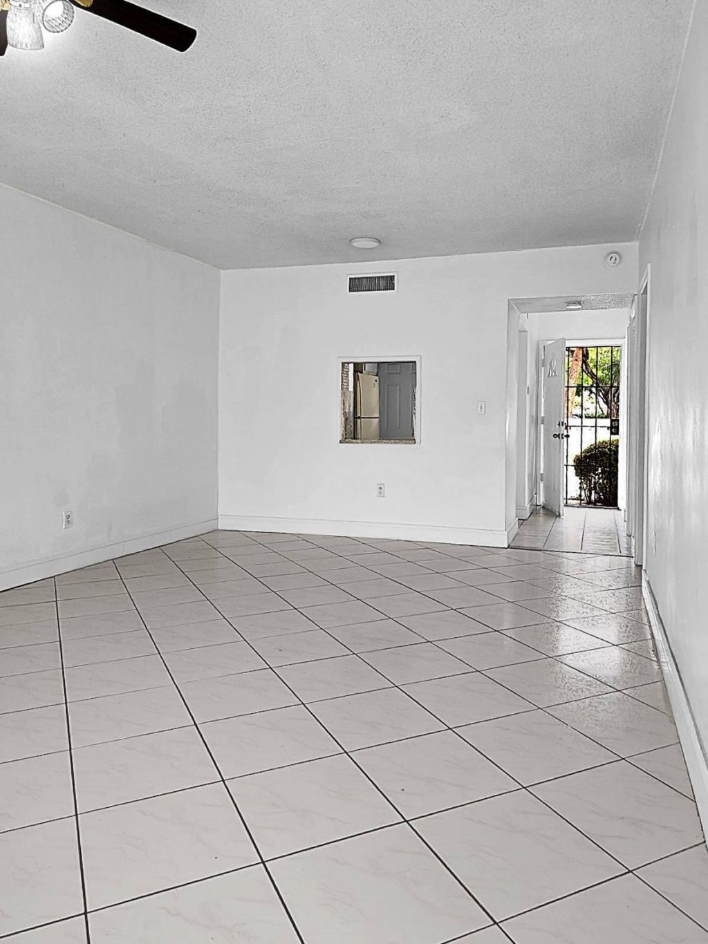 2820 NE 201st Terrace, Unit F106, Aventura, FL 33180 Photo