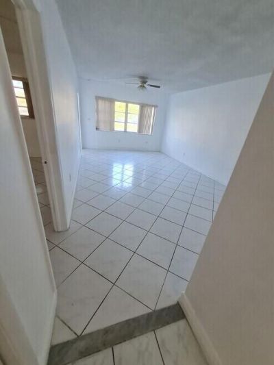 2820 NE 201st Terrace, Unit F106, Aventura, FL 33180 Photo