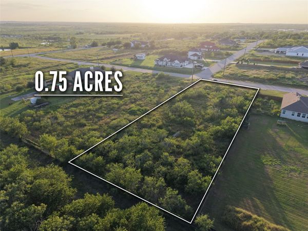 232 E Ridge LN, Kyle, TX 78640