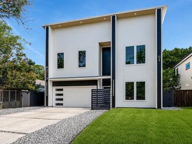 4215 Canada Drive, Dallas, TX 75212