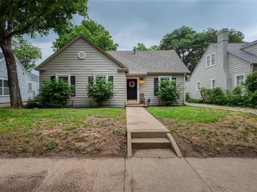 3217 Waits Avenue, Fort Worth, TX 76109