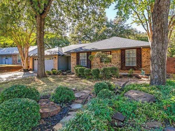 7809 Miracle Lane, North Richland Hills, TX 76182