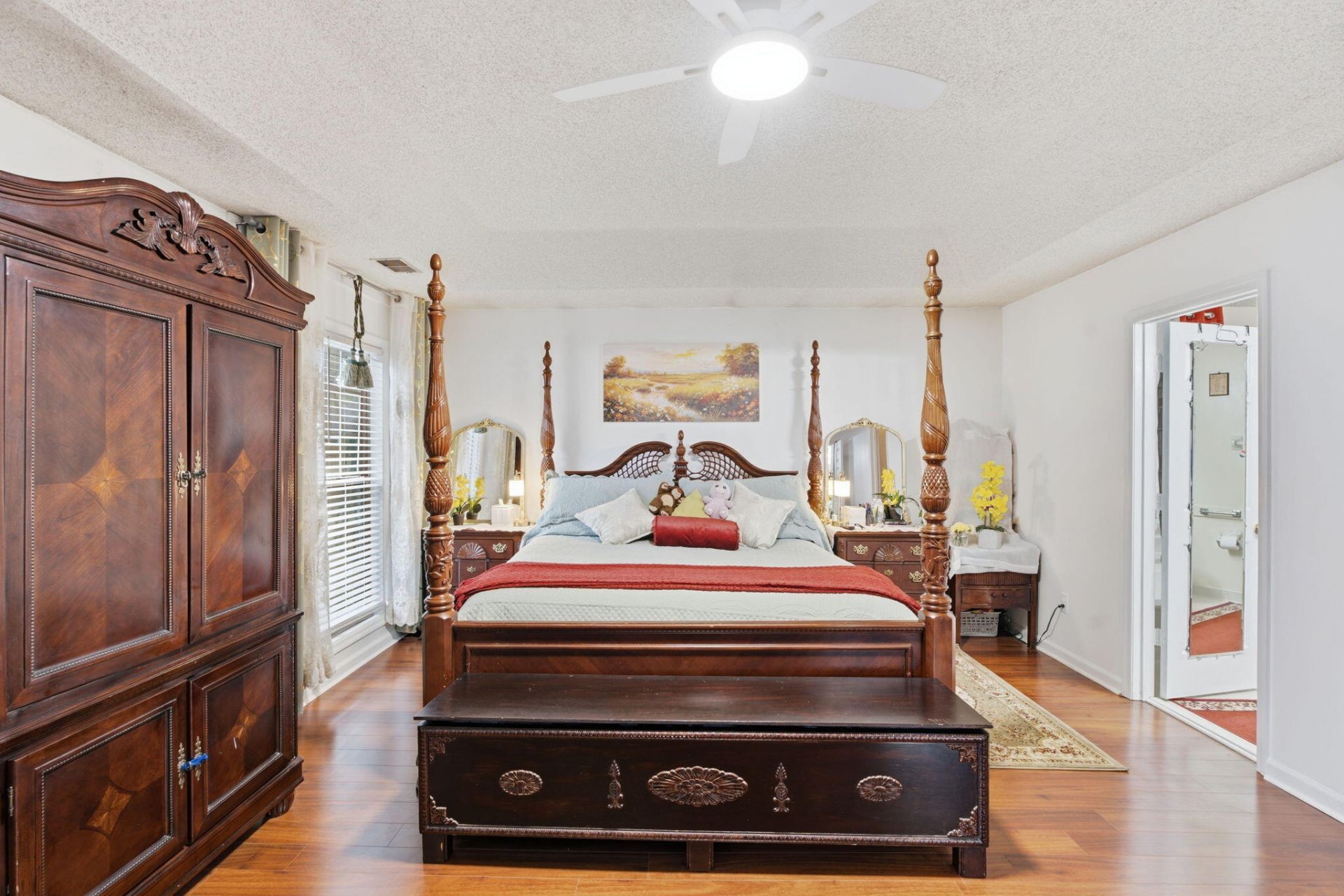 5408 Vernon Place Photo 18