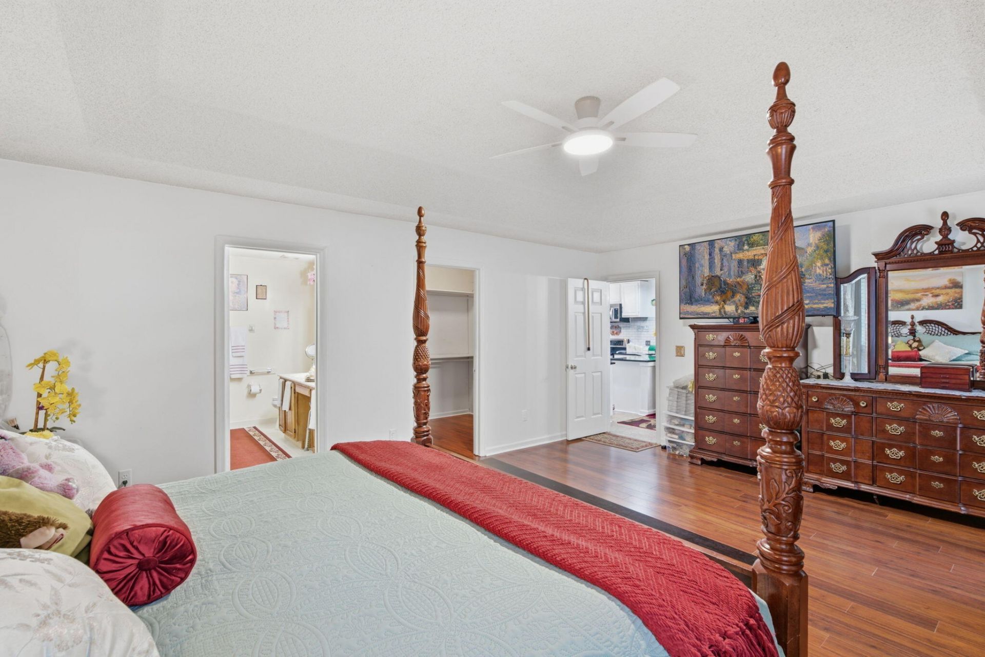 5408 Vernon Place Photo 19