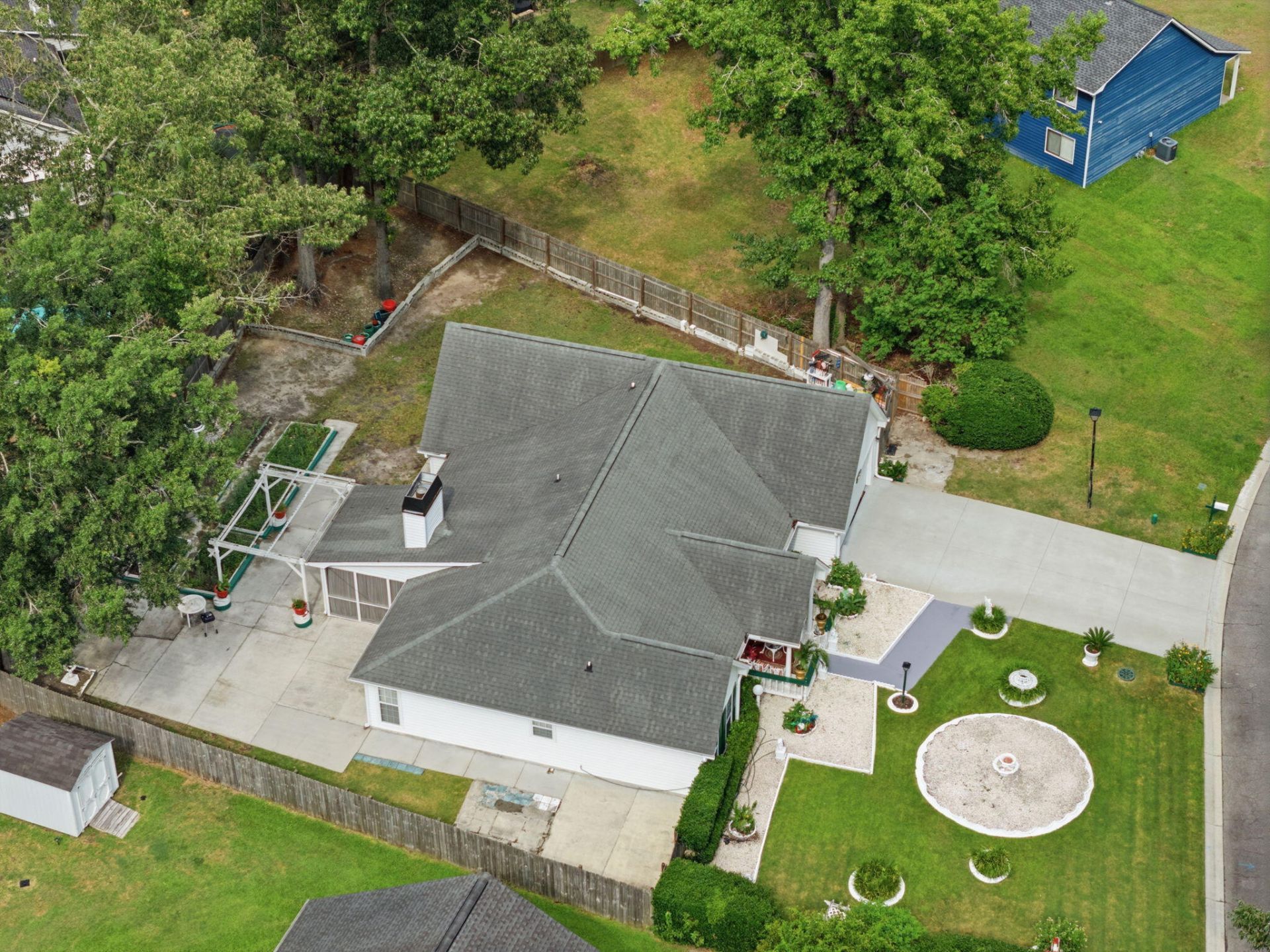5408 Vernon Place Photo 35