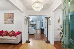 5408 Vernon Place photo 4