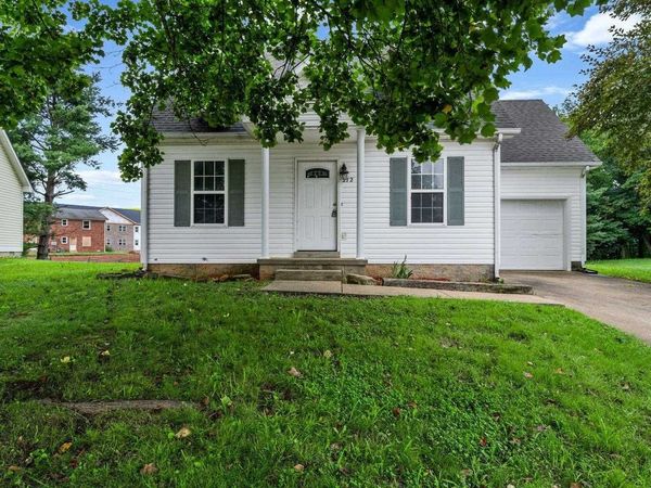 272 Rosie Street , Bowling Green, KY 42103