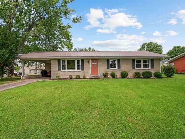 396 Parkway Drive , Scottsville, KY 42164