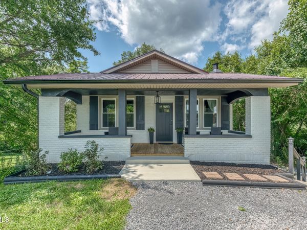 1208 Bluff City Highway, Bristol, TN 37620