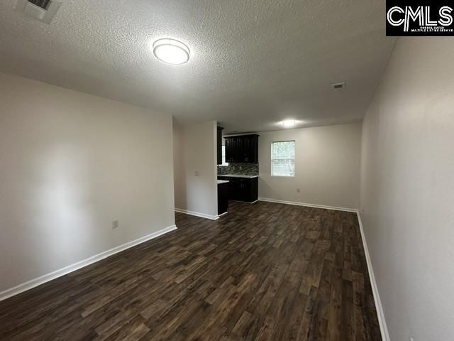 933 Gilder Street  Photo 6