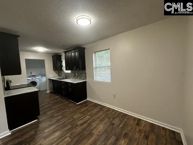 933 Gilder Street  Photo 9