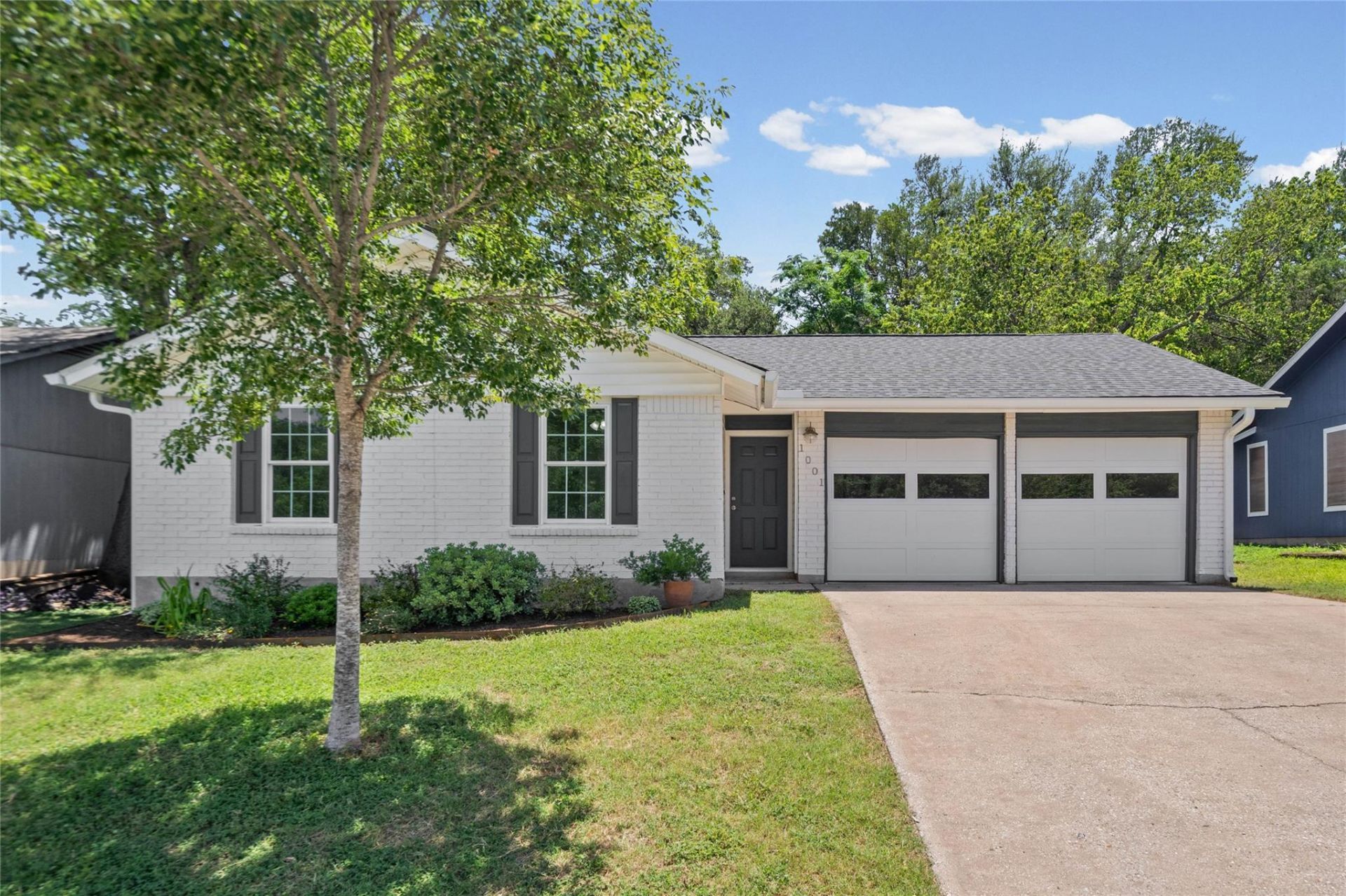 1001 Speer Ln, Austin, TX 78745 Main Photo