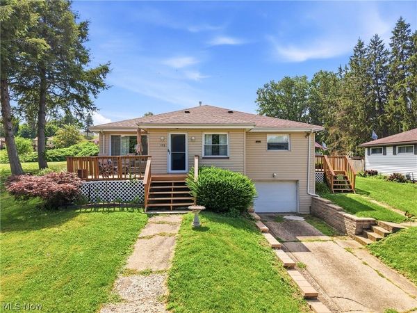 172 Meadow Road , Wintersville, OH 43953