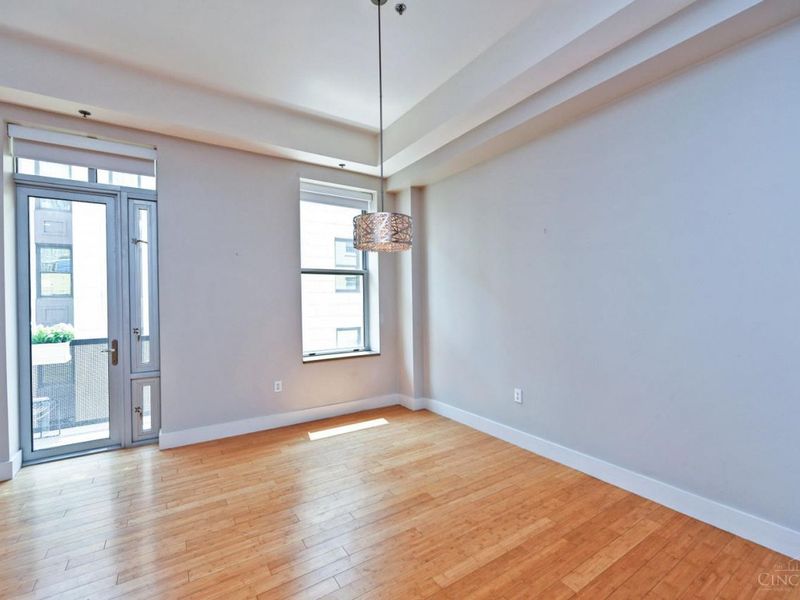 15 W Fourth Street, Unit 401, Cincinnati, OH 45202 Photo 17