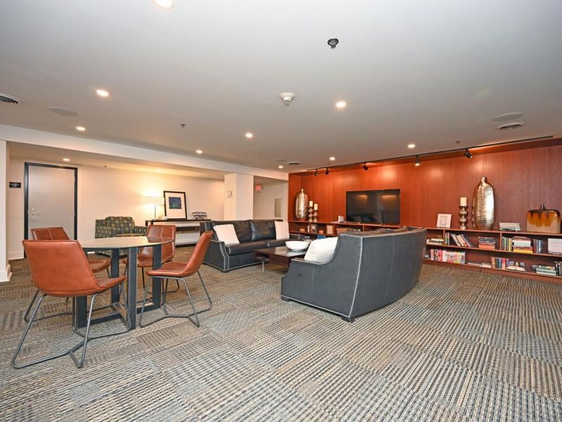 15 W Fourth Street, Unit 401, Cincinnati, OH 45202 Photo 47