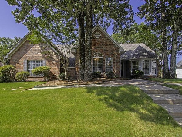 1404 Faircove Loop, North Little Rock, AR 72116