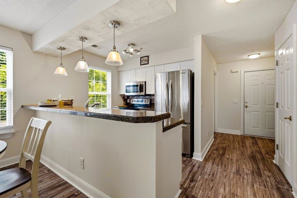 627 Woodmoor Dr.  Photo 17