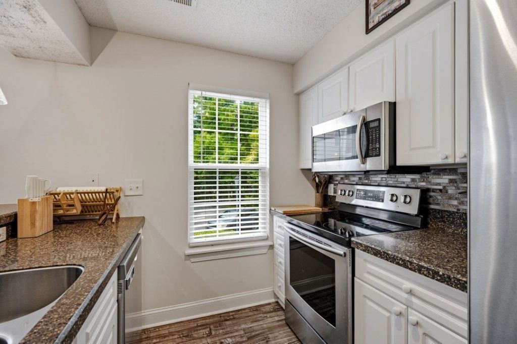 627 Woodmoor Dr.  Photo 20
