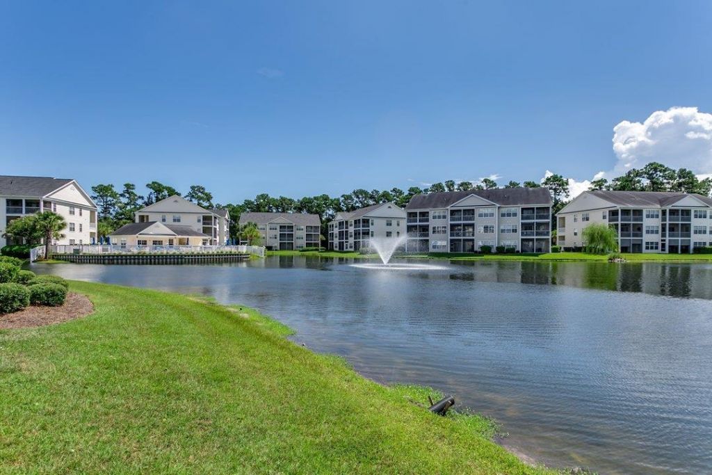 627 Woodmoor Dr.  Photo 4