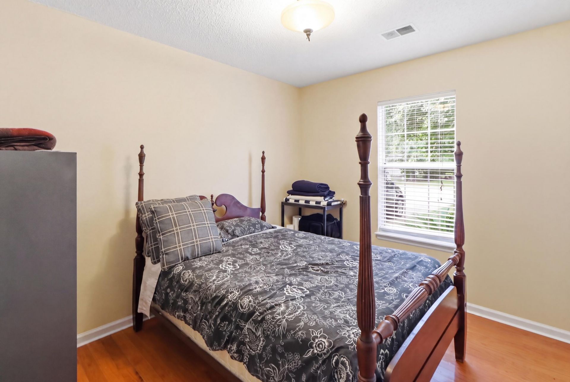 224 Windsor Mill Road Photo 17