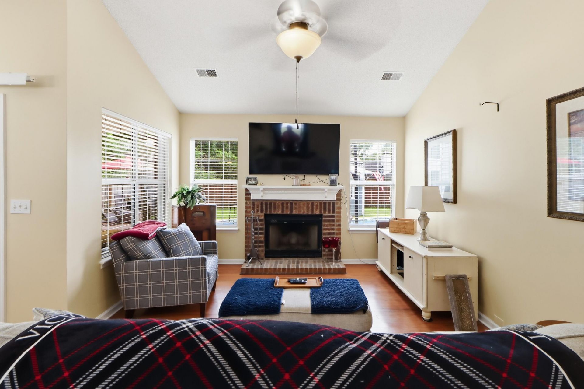 224 Windsor Mill Road Photo 6