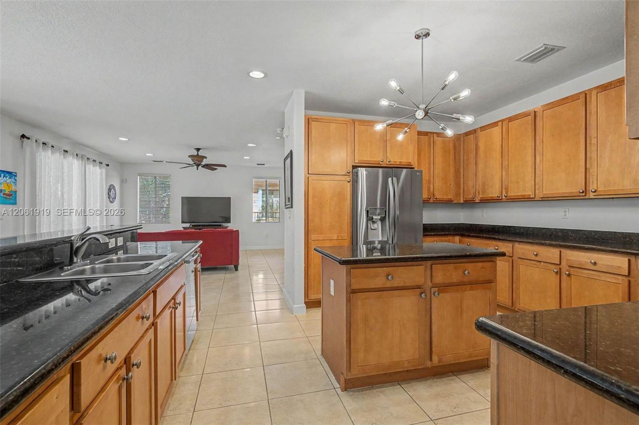 7926 SW 195th Ter, Cutler Bay, FL 33157 Photo
