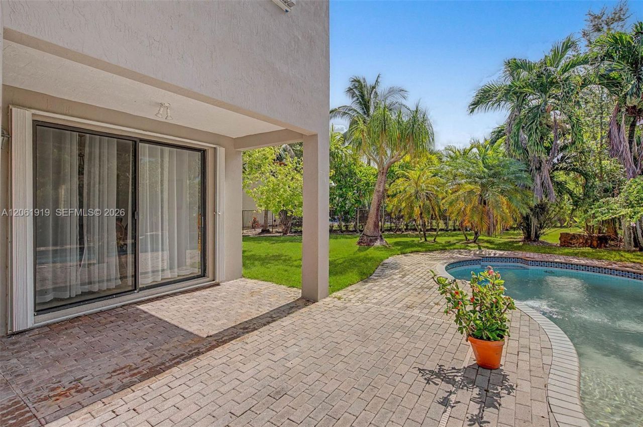 7926 SW 195th Ter, Cutler Bay, FL 33157 Photo