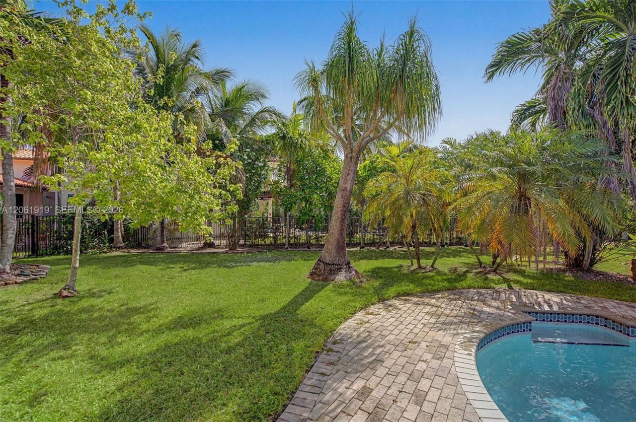7926 SW 195th Ter, Cutler Bay, FL 33157 Photo